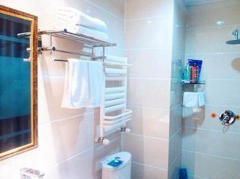 Fu Yuan Business Hotel- Luanchuan Gucheng  Екстер'єр фото